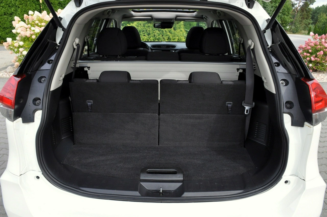 Nissan X-Trail - Zdjęcie 37