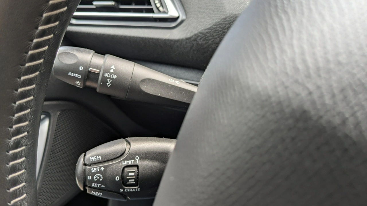 Peugeot 308 SW - Zdjęcie 30