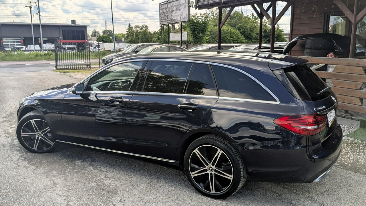 Mercedes C 300 - Zdjęcie 9