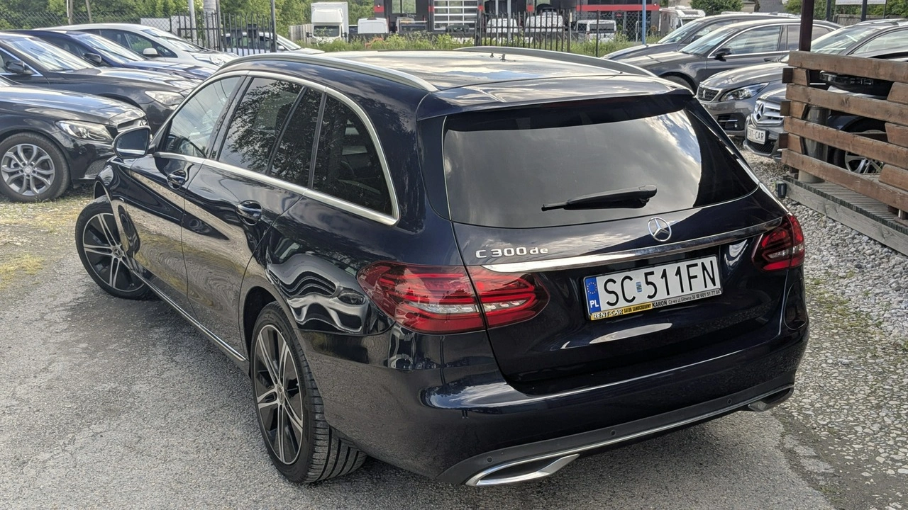 Mercedes C 300 - Zdjęcie 10