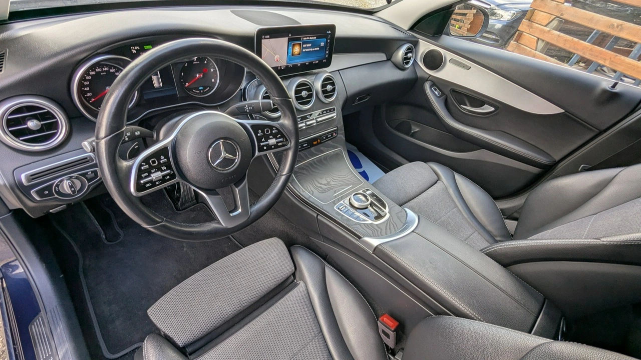 Mercedes C 300 - Zdjęcie 16