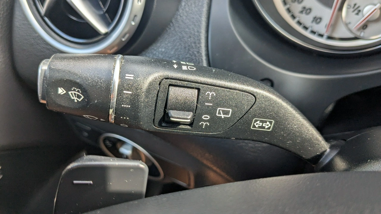 Mercedes GLA 200 - Zdjęcie 28