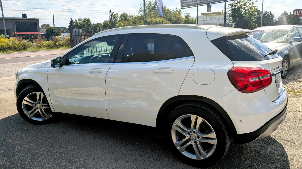 Mercedes GLA 200 - Zdjęcie 8