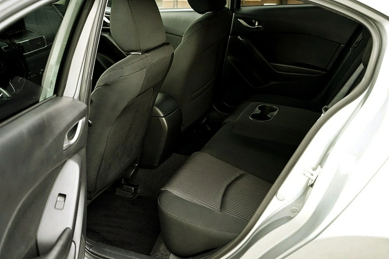 Mazda 3 - Zdjęcie 15
