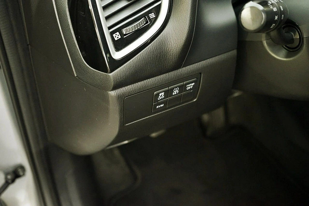 Mazda 3 - Zdjęcie 17
