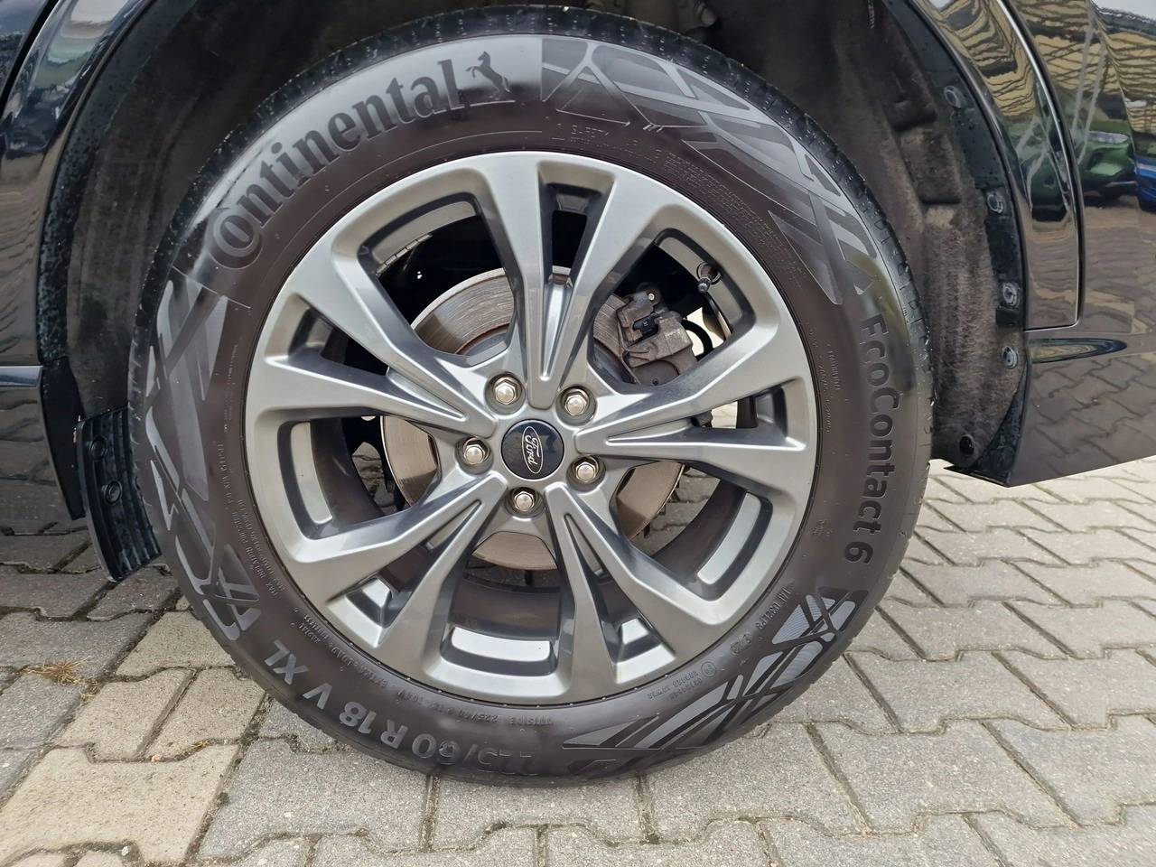 Ford Kuga - Zdjęcie 8