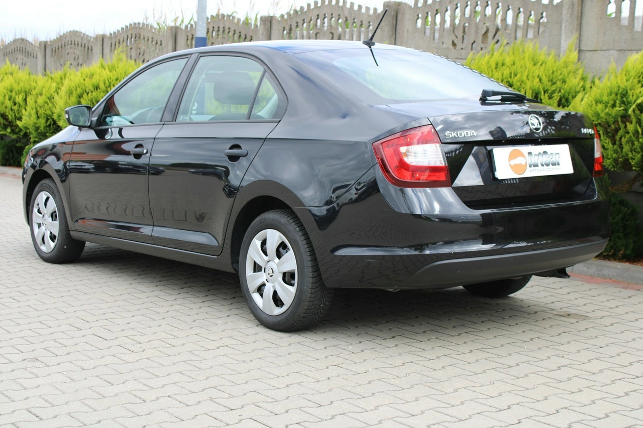 Skoda RAPID - Zdjęcie 15