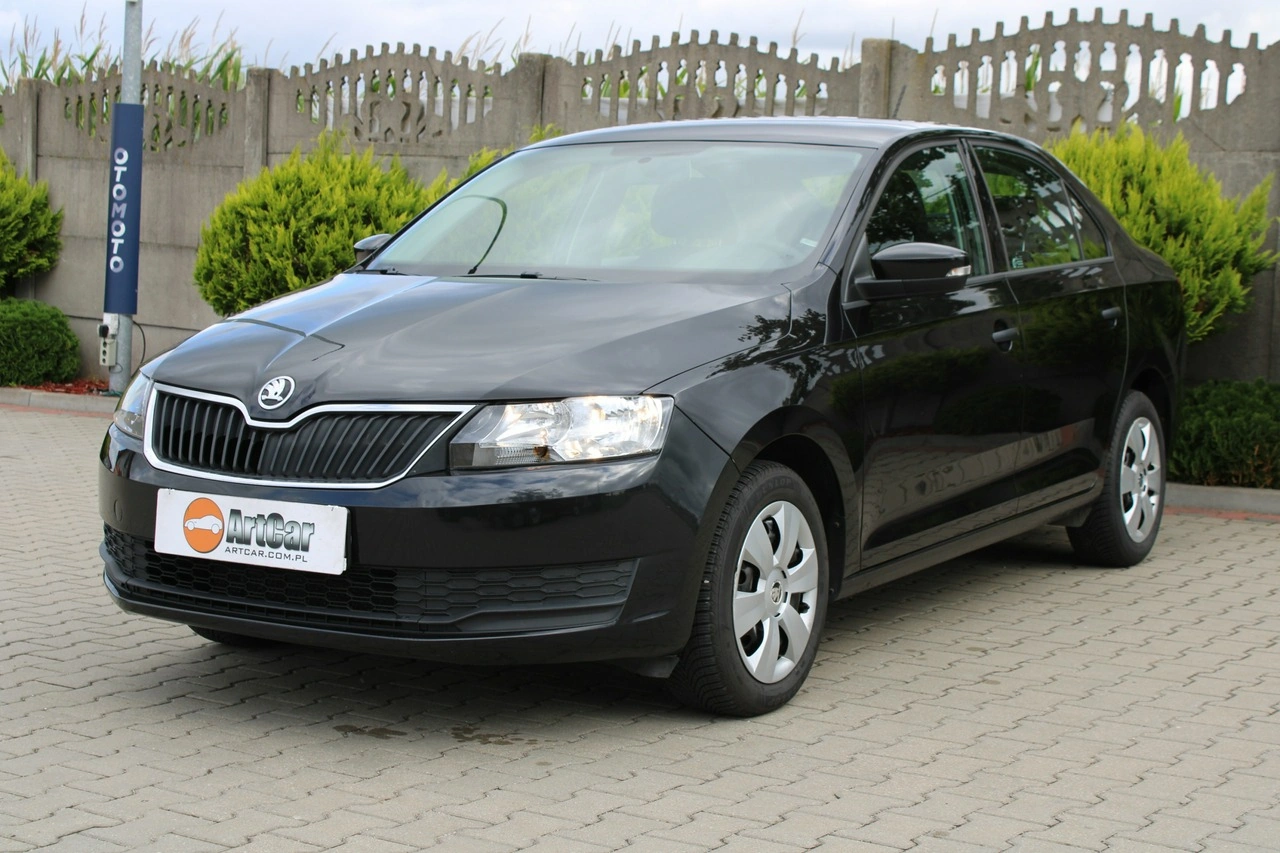 Skoda RAPID - Zdjęcie 2
