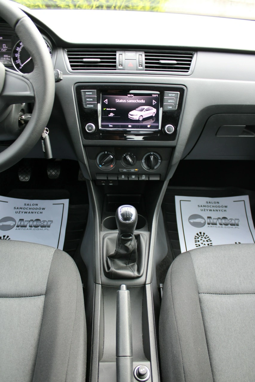 Skoda RAPID - Zdjęcie 24