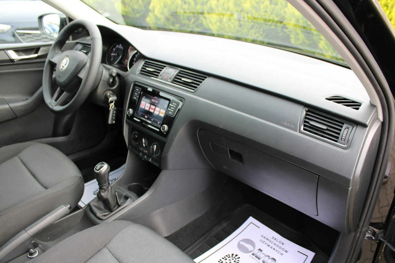 Skoda RAPID - Zdjęcie 28