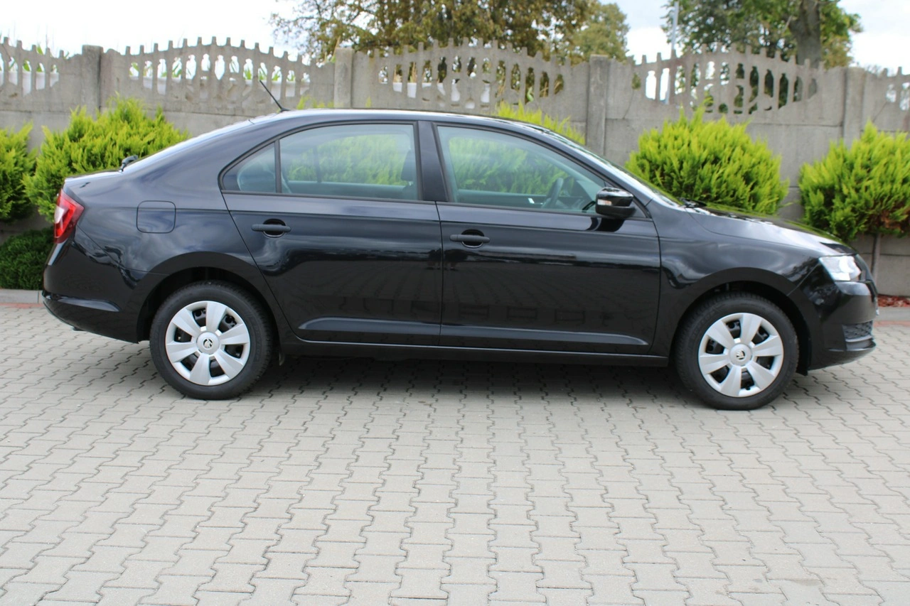 Skoda RAPID - Zdjęcie 37