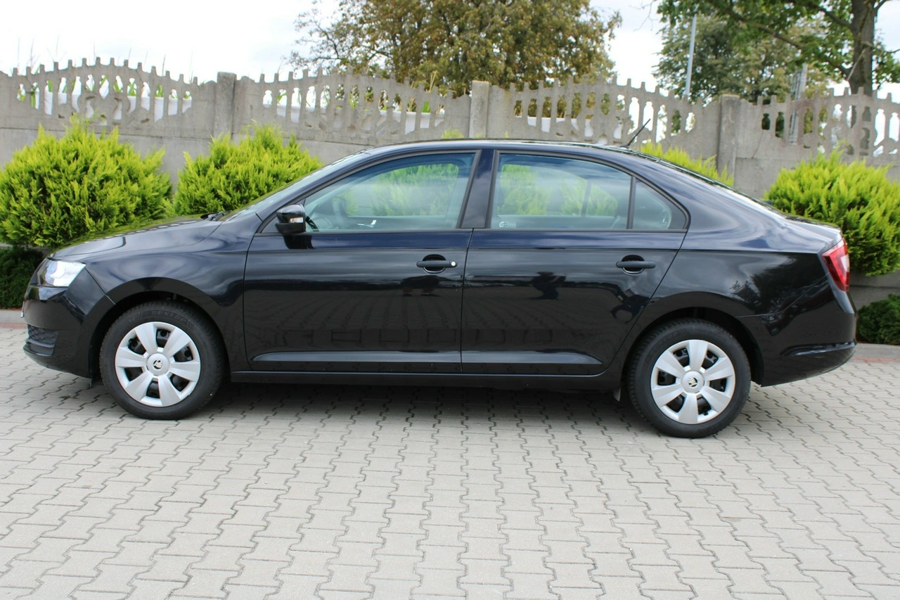 Skoda RAPID - Zdjęcie 4