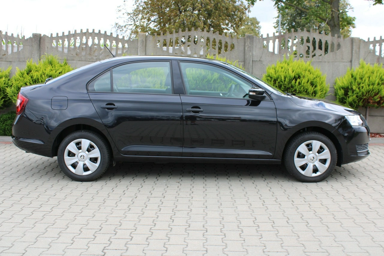 Skoda RAPID - Zdjęcie 5