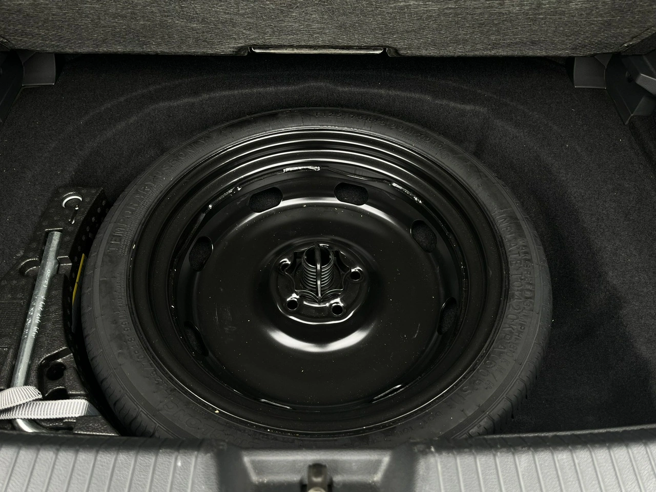 Volkswagen Golf - Zdjęcie 37