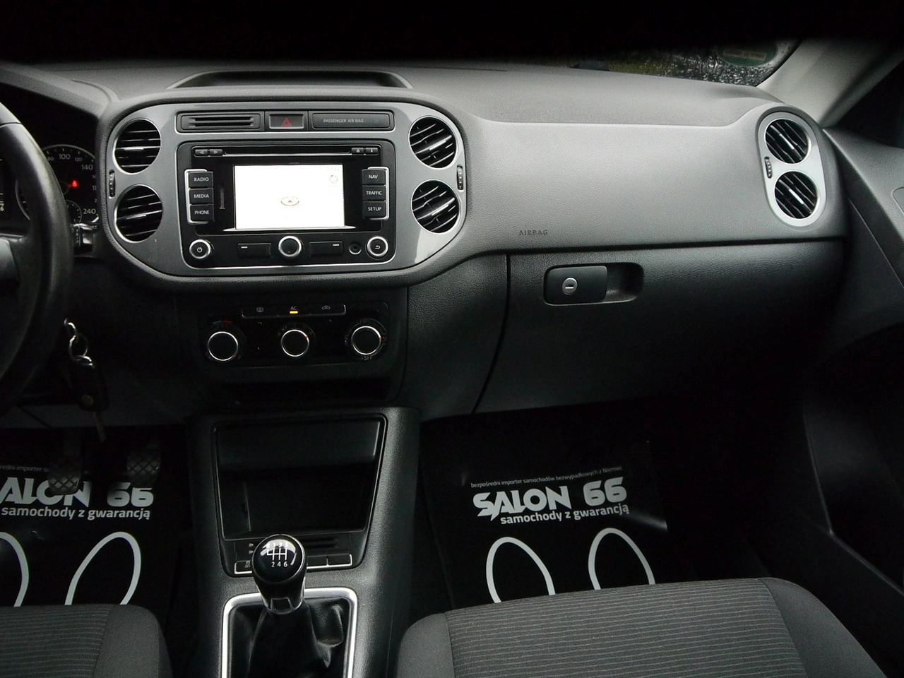 Volkswagen Tiguan - Zdjęcie 19