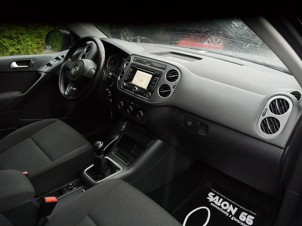Volkswagen Tiguan - Zdjęcie 24