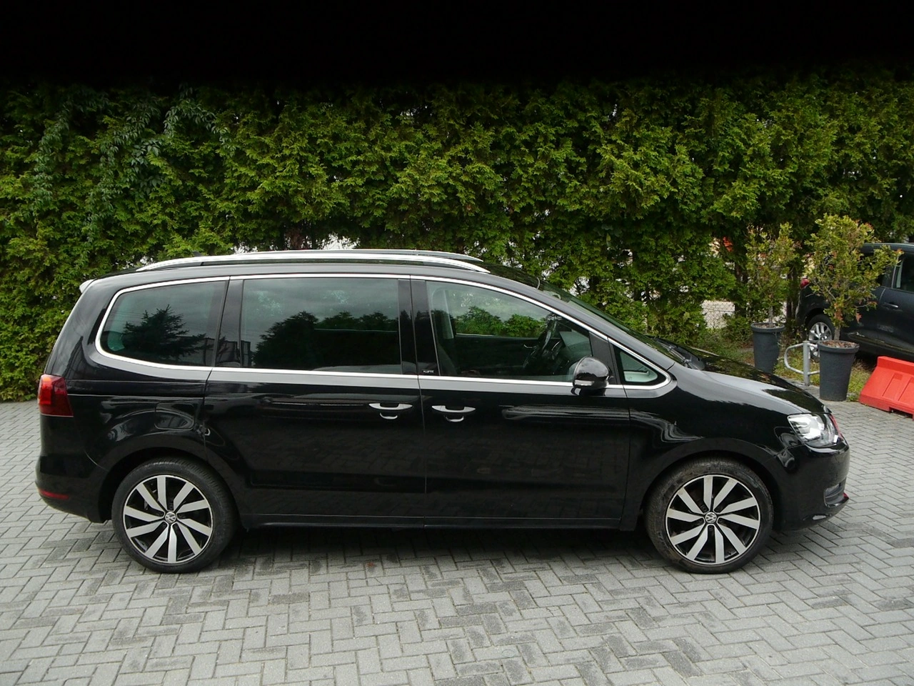 Volkswagen Sharan - Zdjęcie 10
