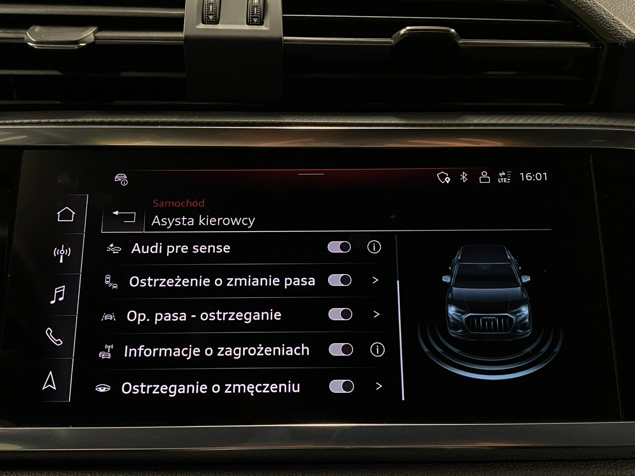 Audi Q3 - Zdjęcie 28