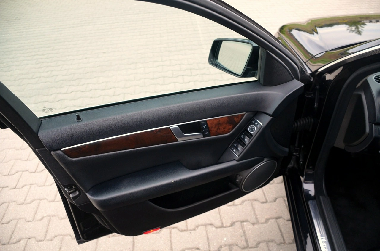 Mercedes C 180 - Zdjęcie 17
