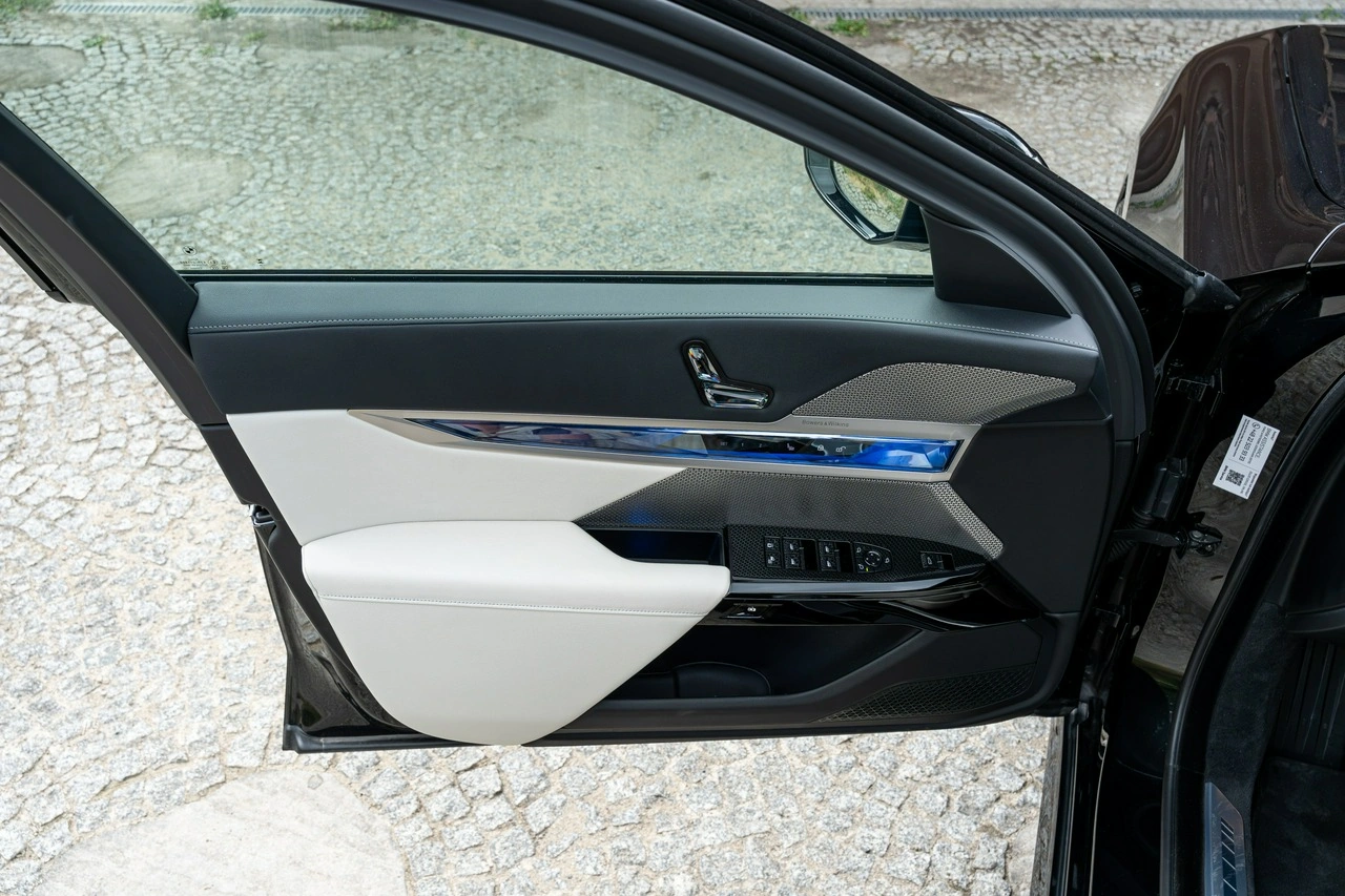 BMW 740 - Zdjęcie 31