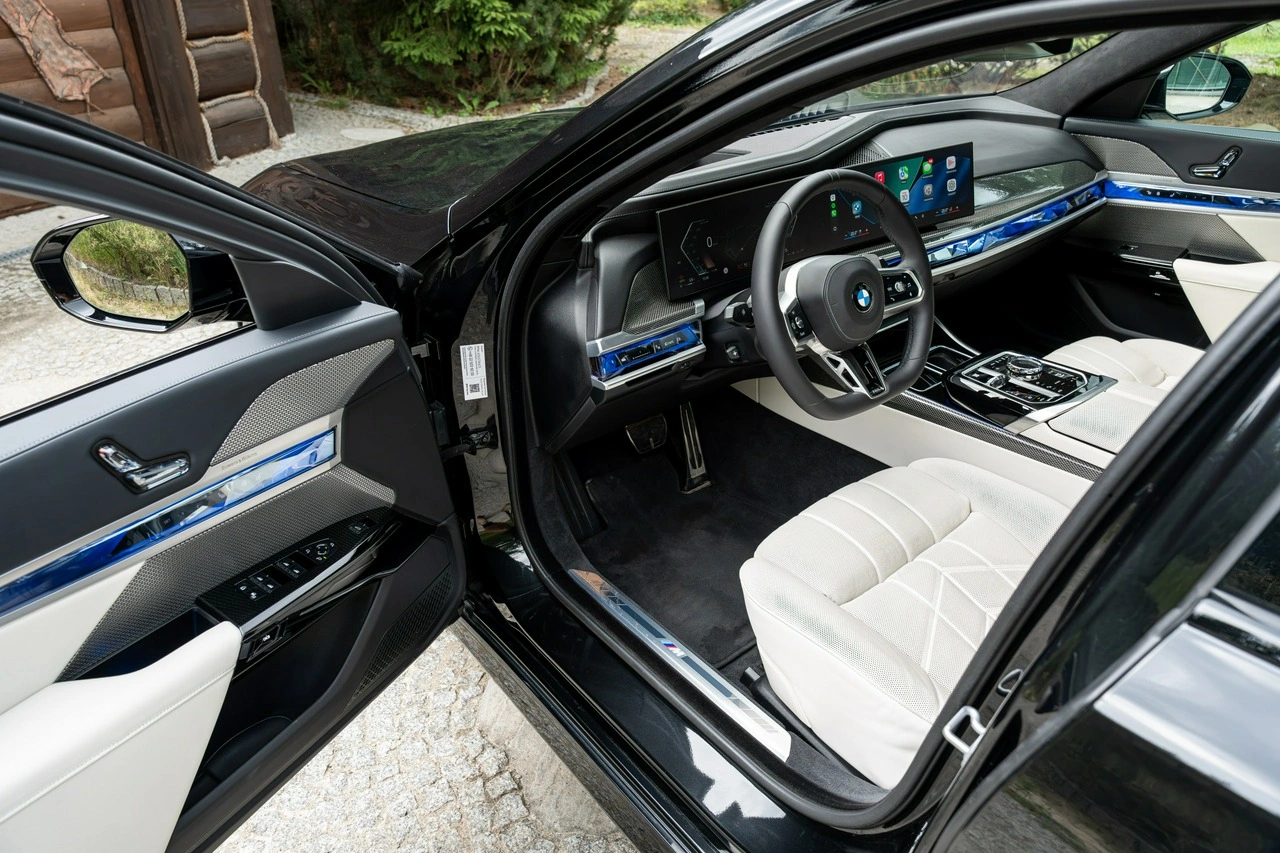 BMW 740 - Zdjęcie 33