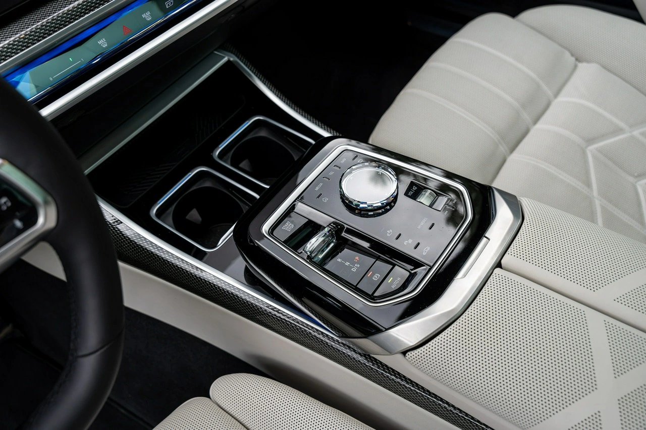 BMW 740 - Zdjęcie 35