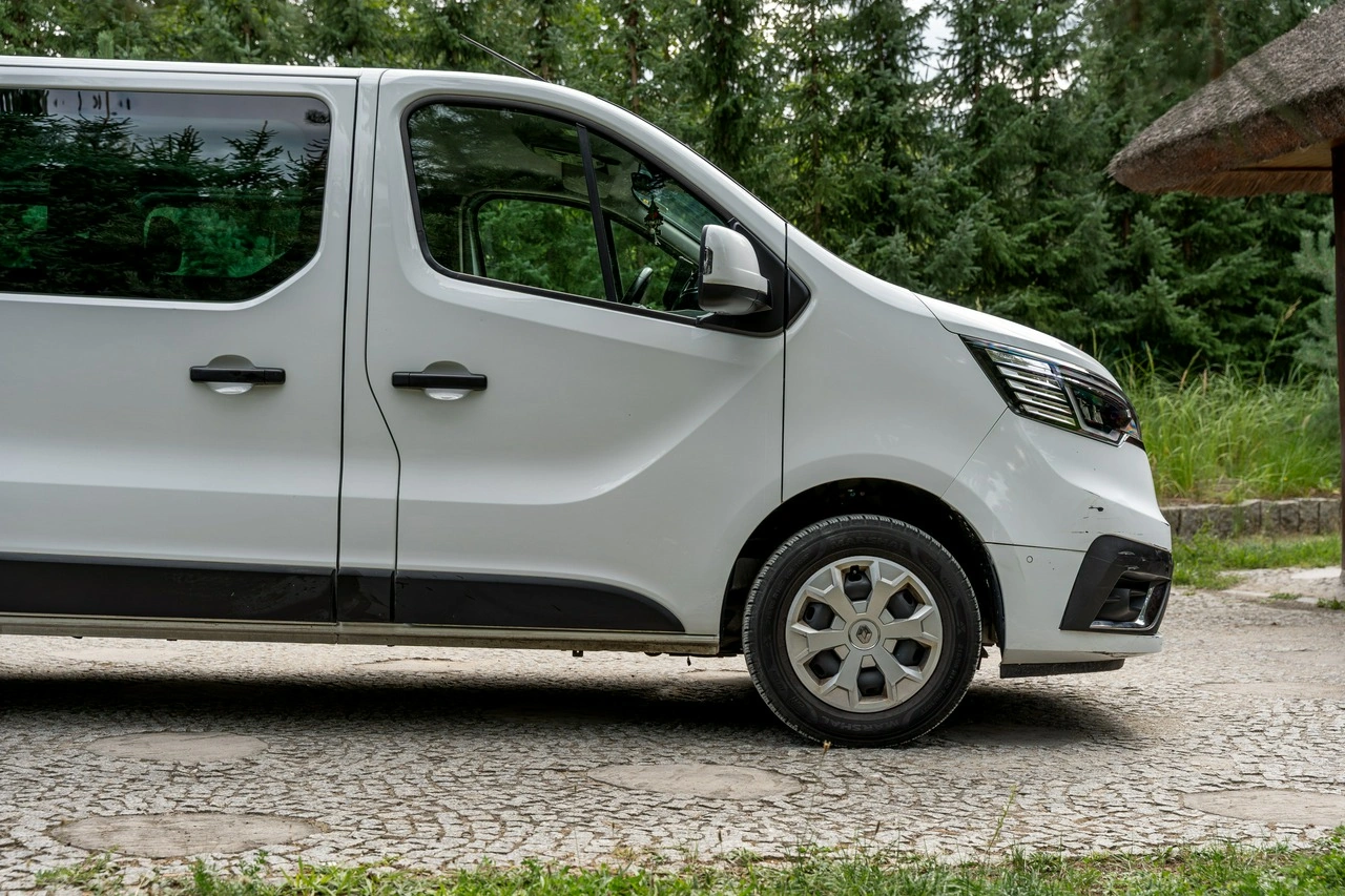 Renault Trafic - Zdjęcie 17