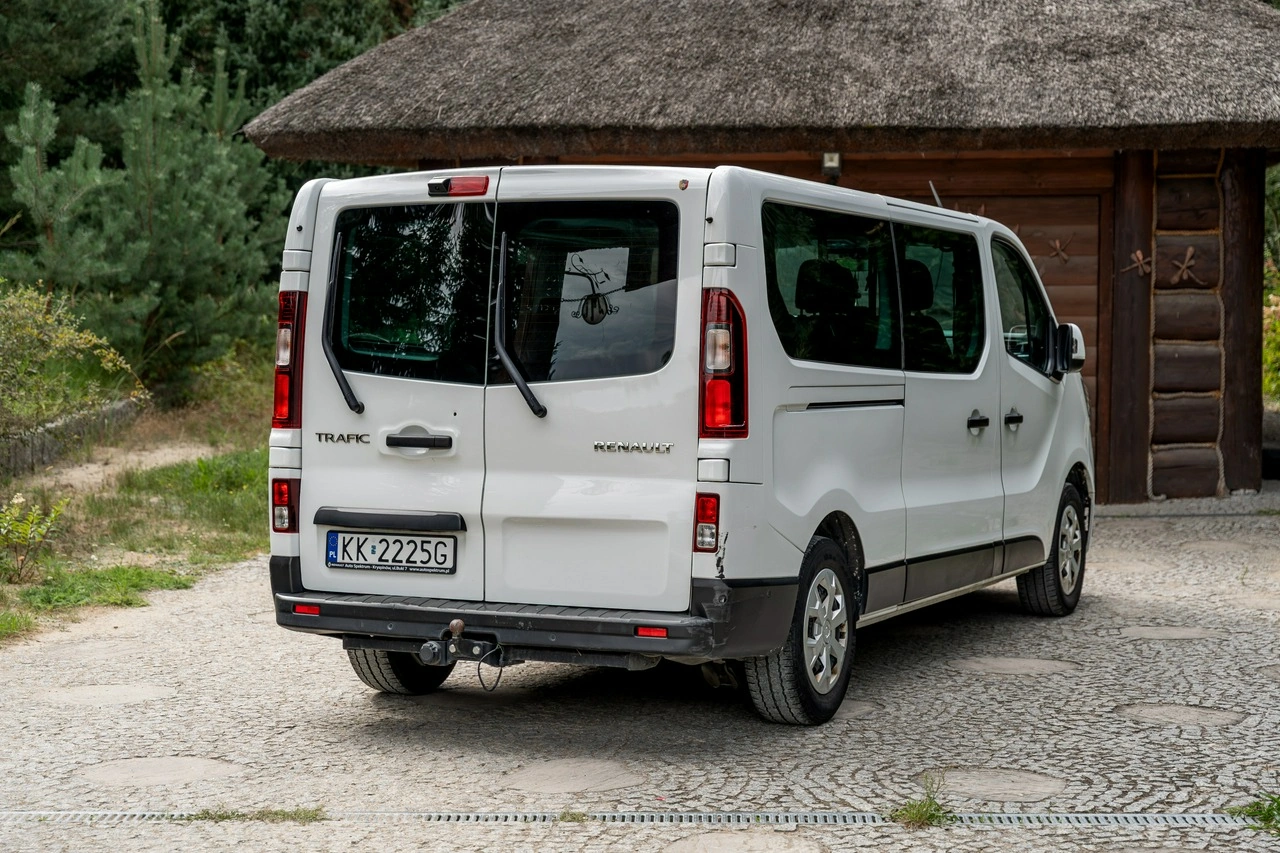Renault Trafic - Zdjęcie 21