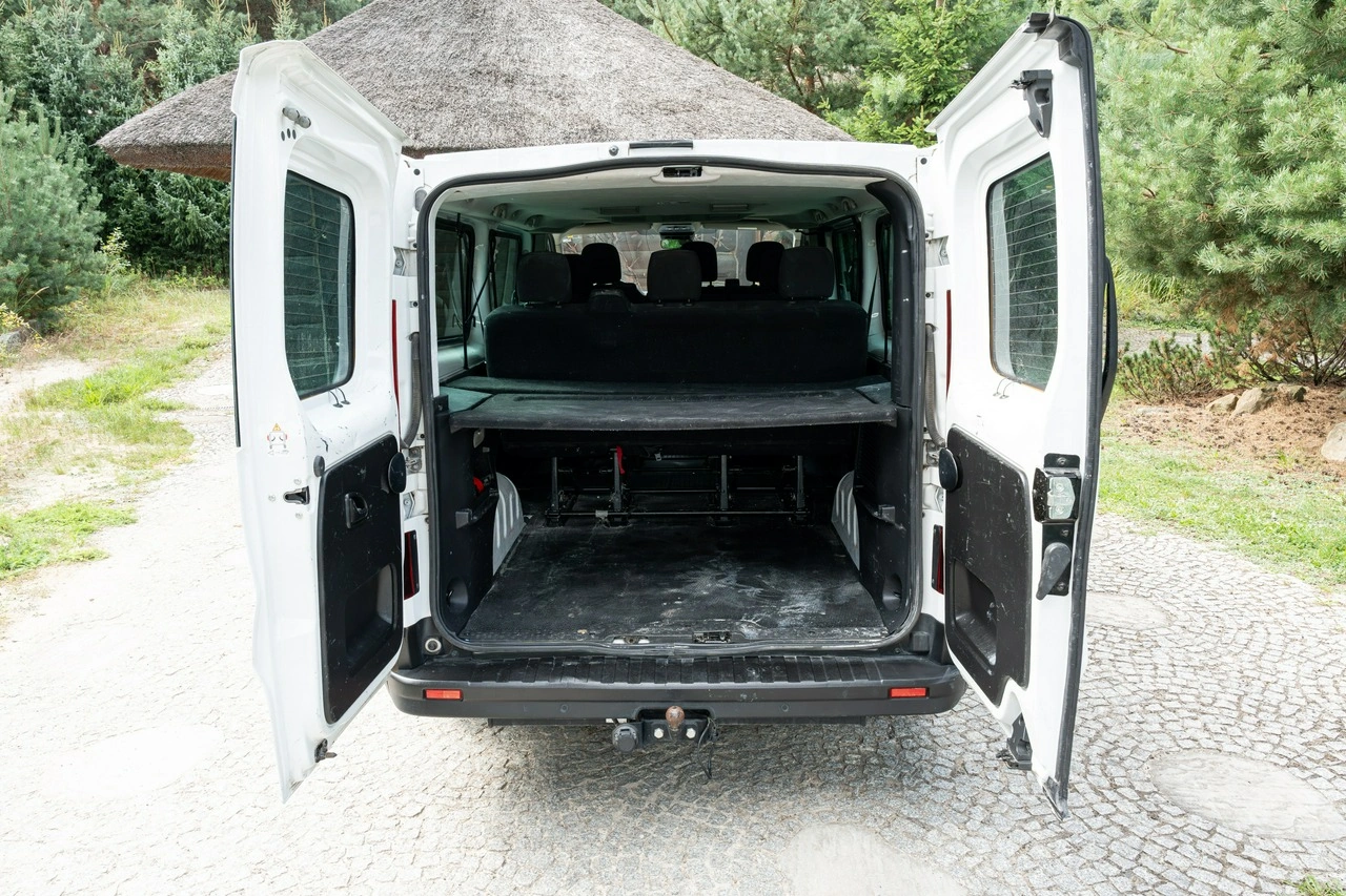Renault Trafic - Zdjęcie 28