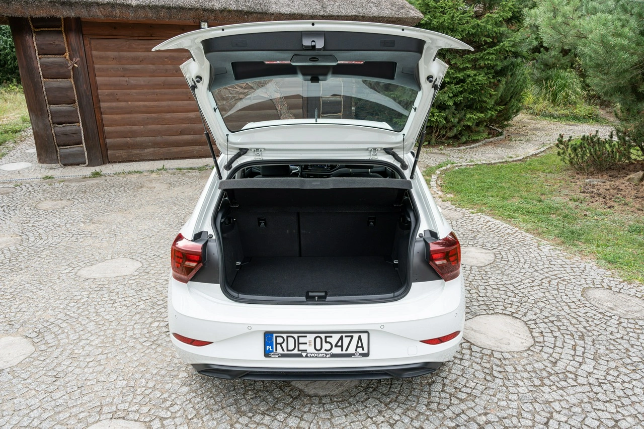 Volkswagen Polo - Zdjęcie 24