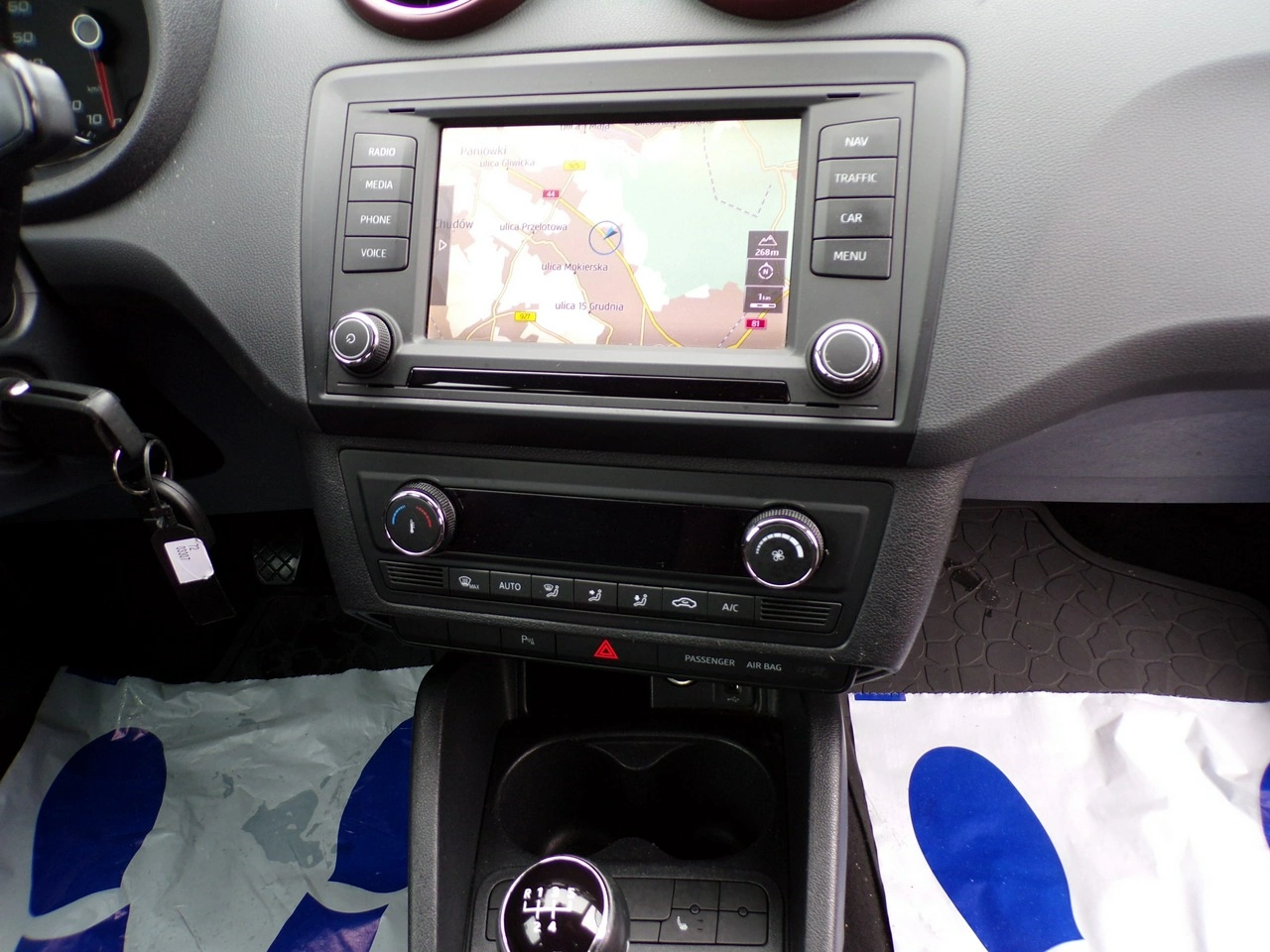 Seat Ibiza - Zdjęcie 21