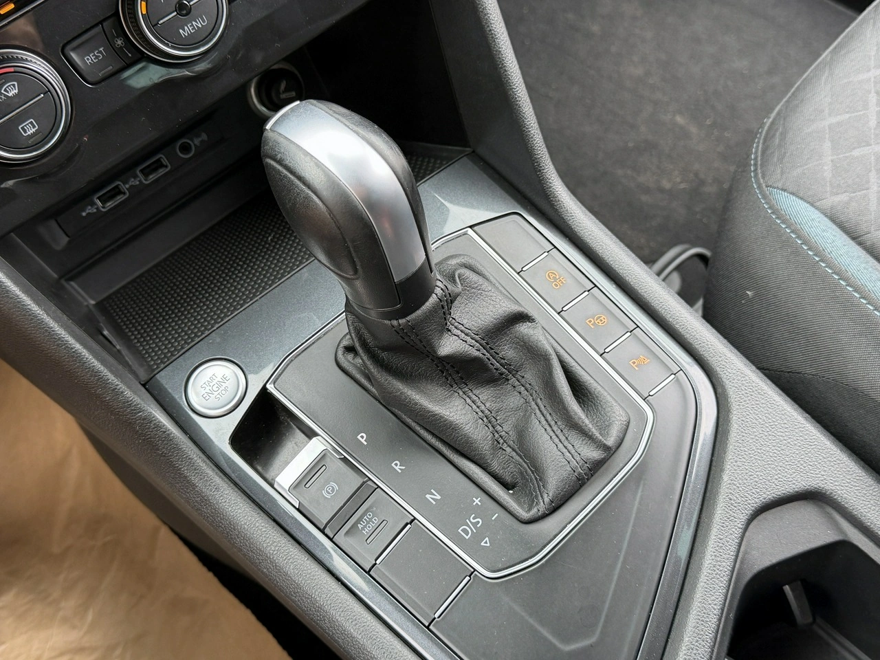 Volkswagen Tiguan - Zdjęcie 8