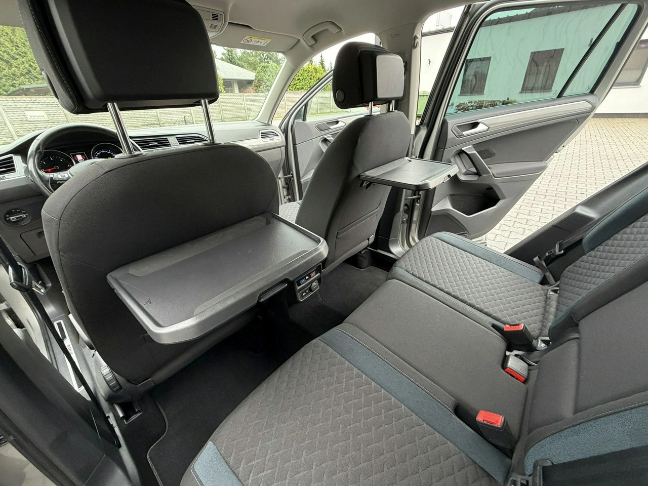 Volkswagen Tiguan - Zdjęcie 15