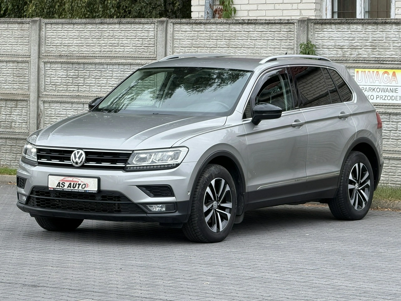 Volkswagen Tiguan - Zdjęcie 32