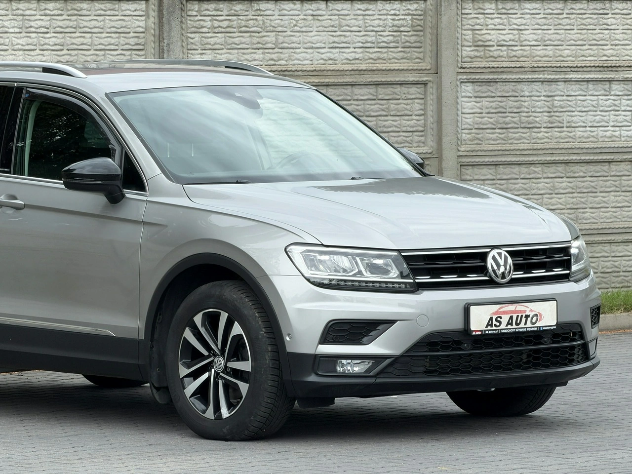 Volkswagen Tiguan - Zdjęcie 37