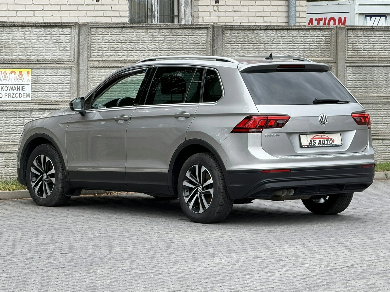 Volkswagen Tiguan - Zdjęcie 40