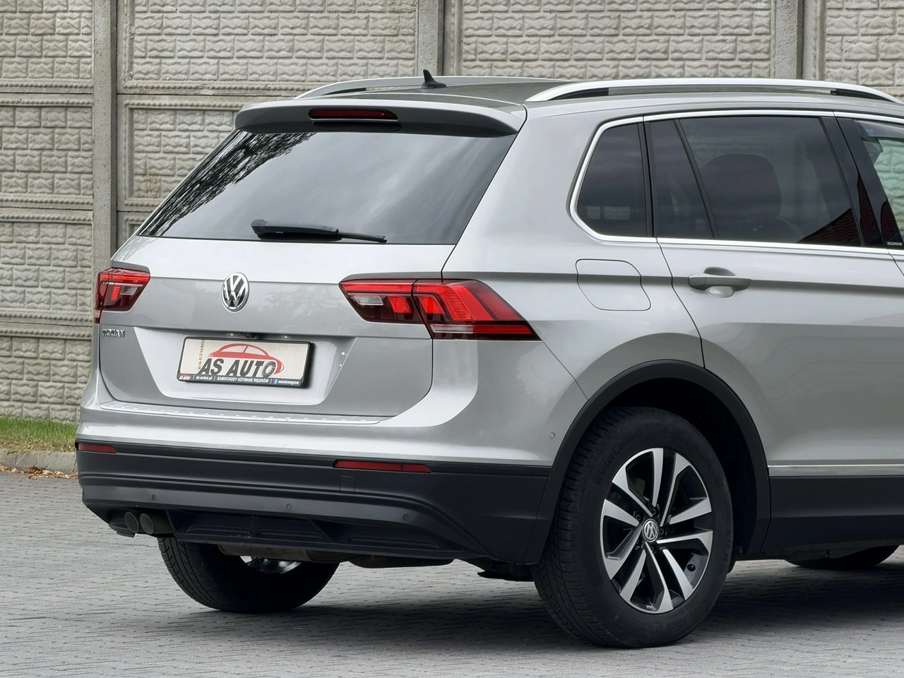 Volkswagen Tiguan - Zdjęcie 47