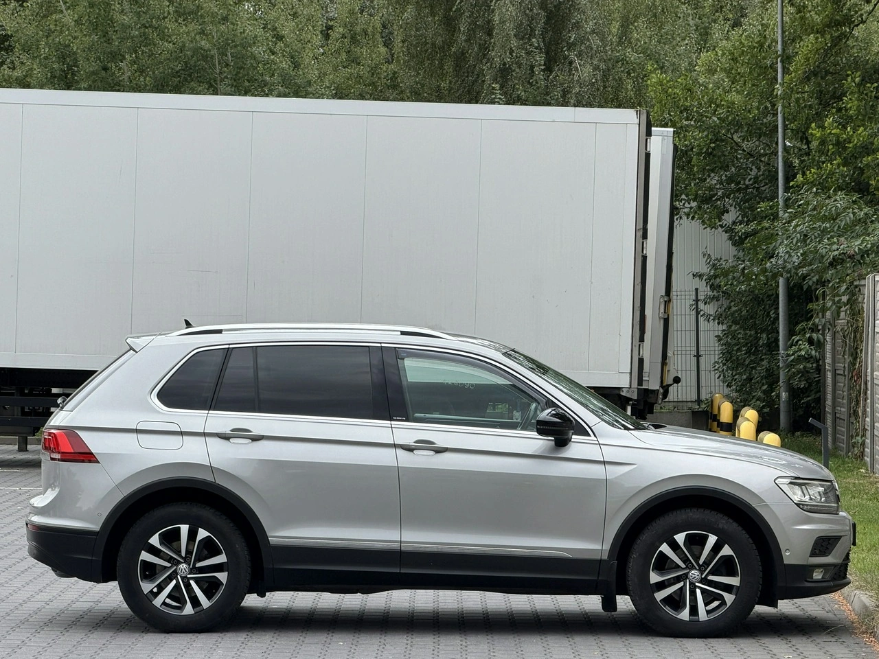 Volkswagen Tiguan - Zdjęcie 49