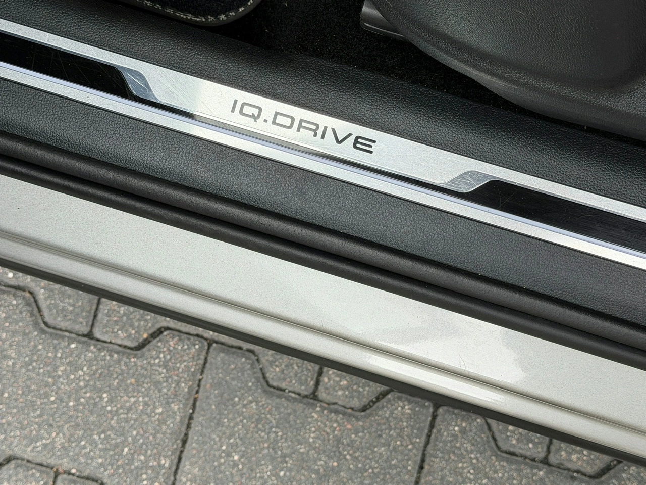Volkswagen Tiguan - Zdjęcie 16