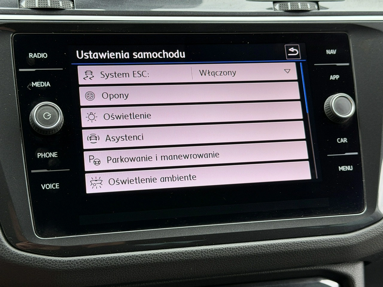 Volkswagen Tiguan - Zdjęcie 57