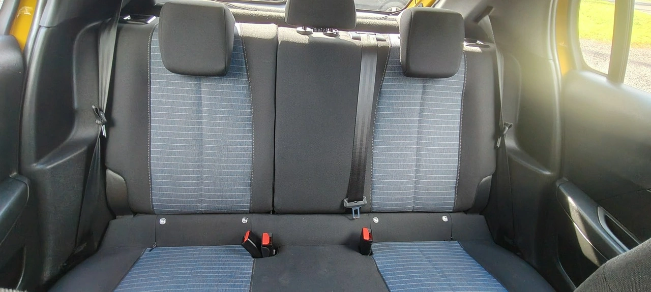 Peugeot 208 - Zdjęcie 13