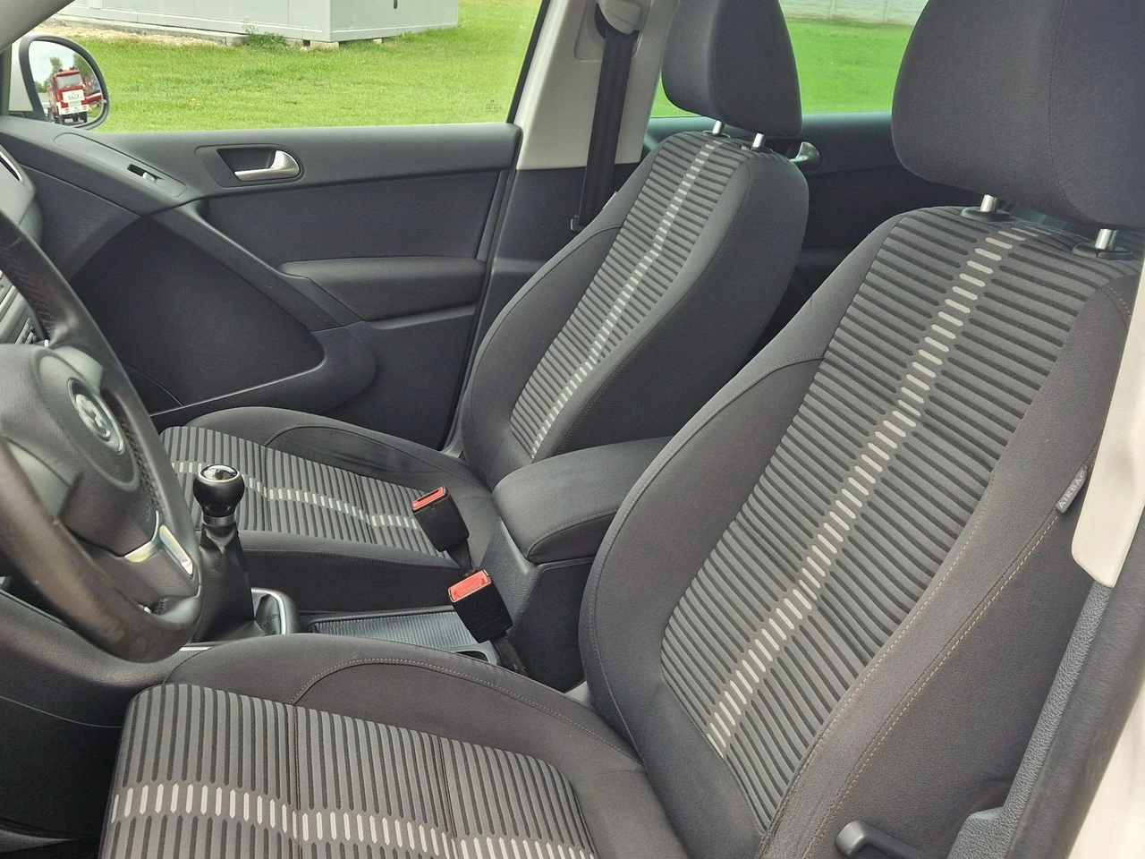 Volkswagen Tiguan - Zdjęcie 16