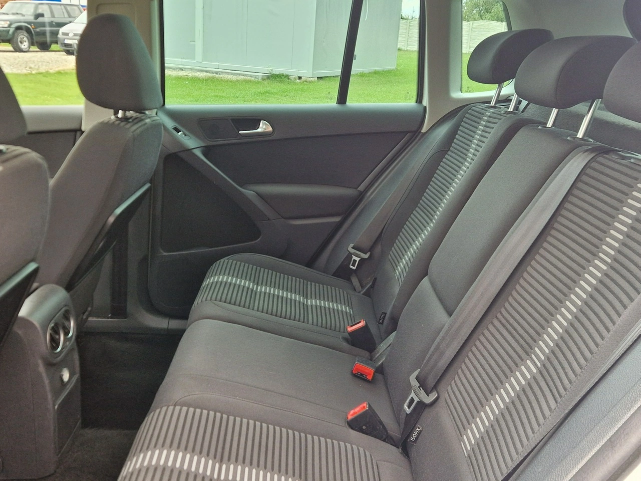 Volkswagen Tiguan - Zdjęcie 19