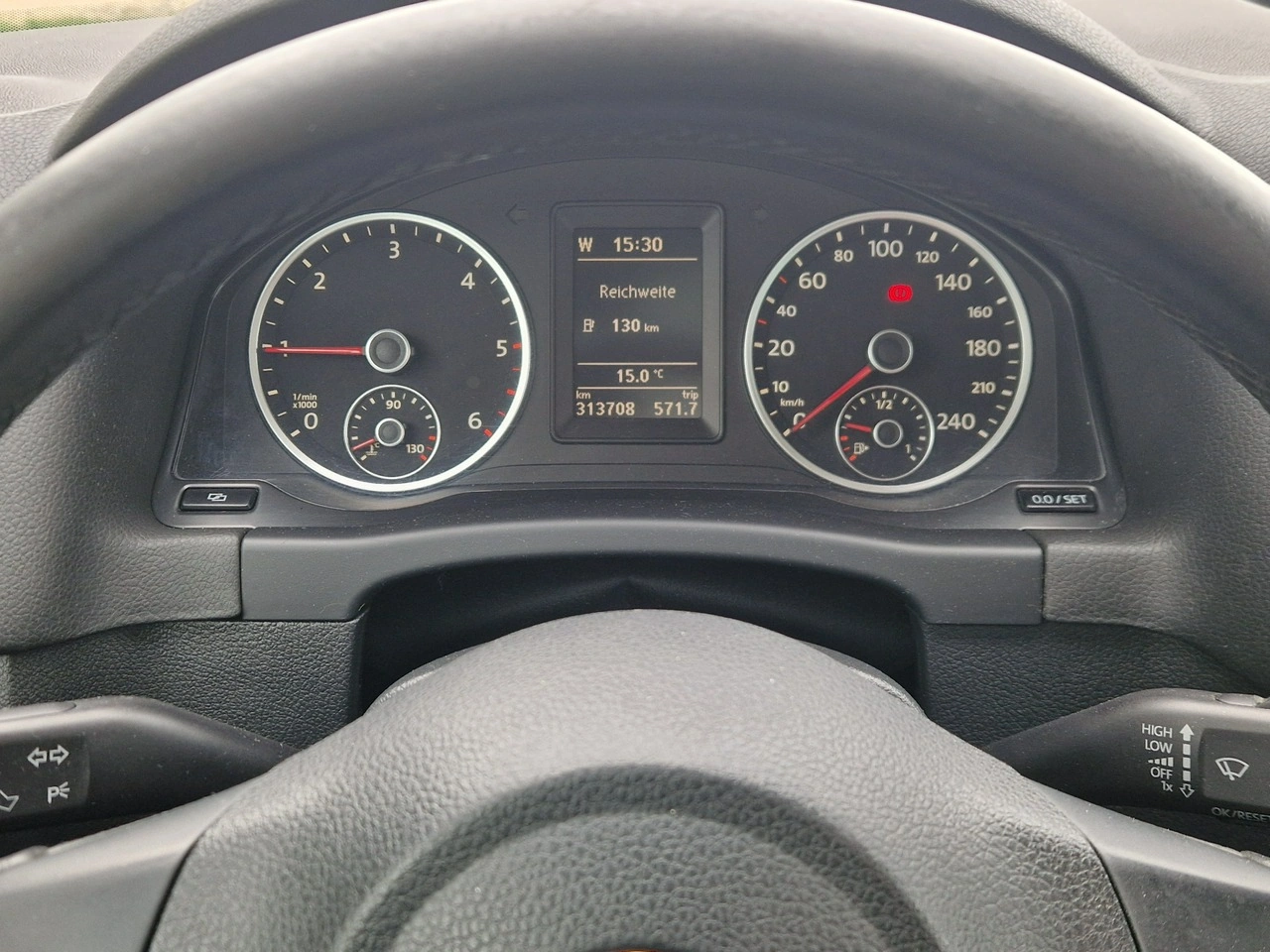 Volkswagen Tiguan - Zdjęcie 31