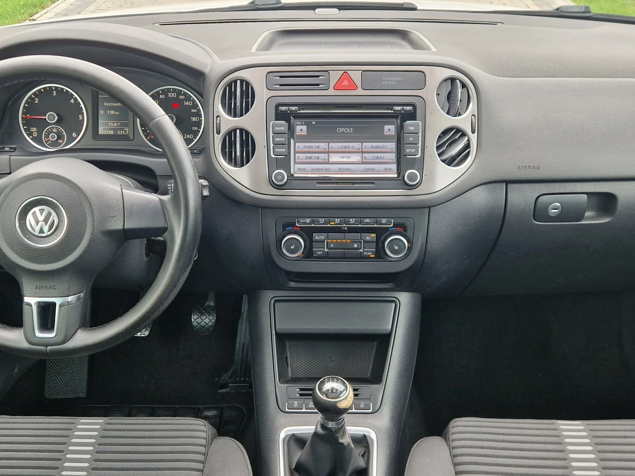 Volkswagen Tiguan - Zdjęcie 32