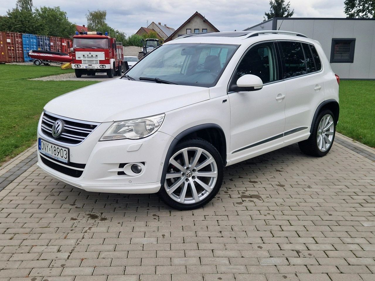Volkswagen Tiguan - Główne zdjęcie