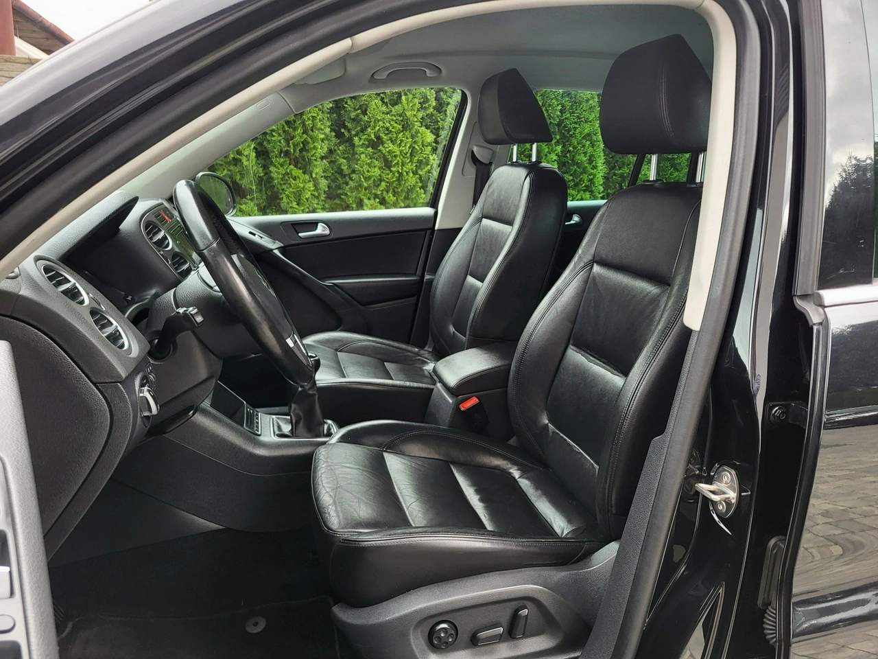 Volkswagen Tiguan - Zdjęcie 10