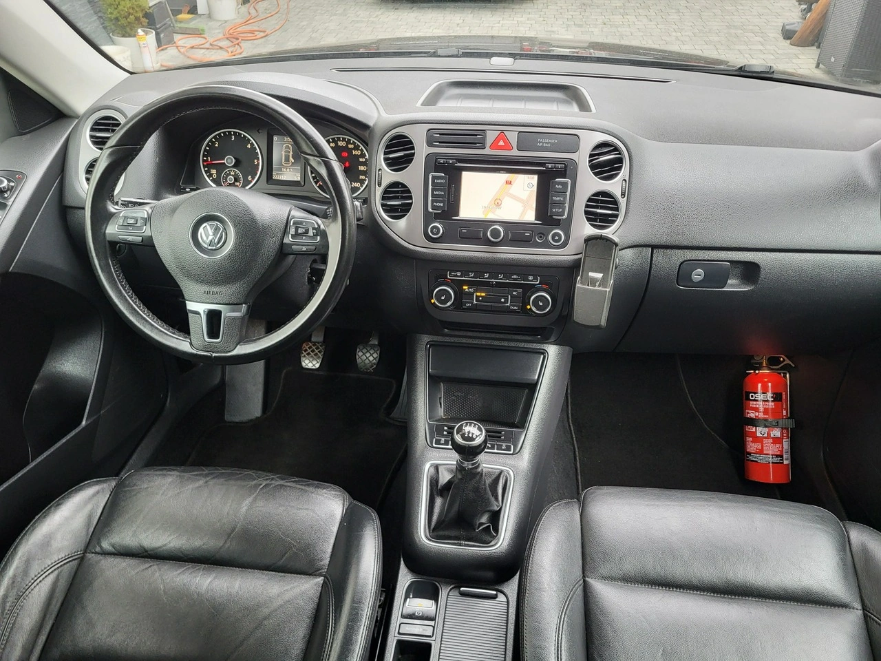 Volkswagen Tiguan - Zdjęcie 15