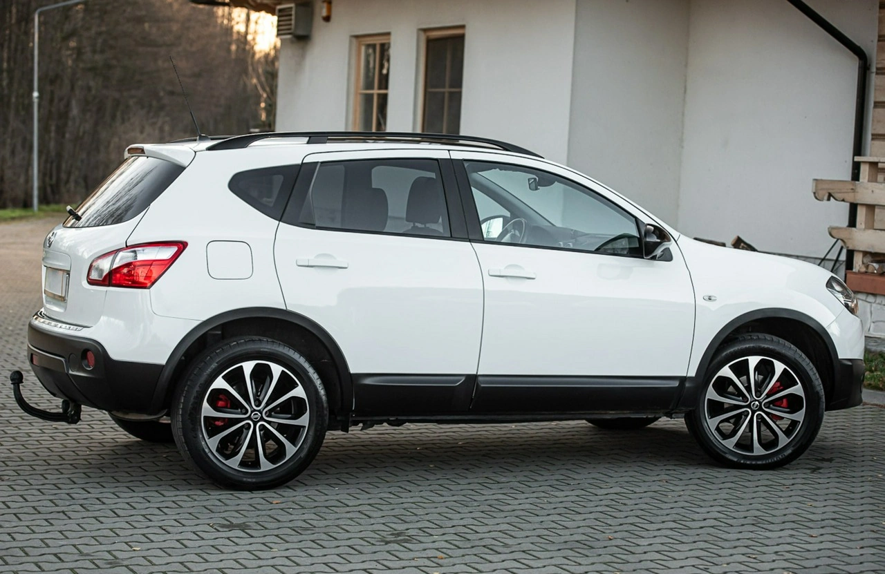 Nissan Qashqai - Zdjęcie 17