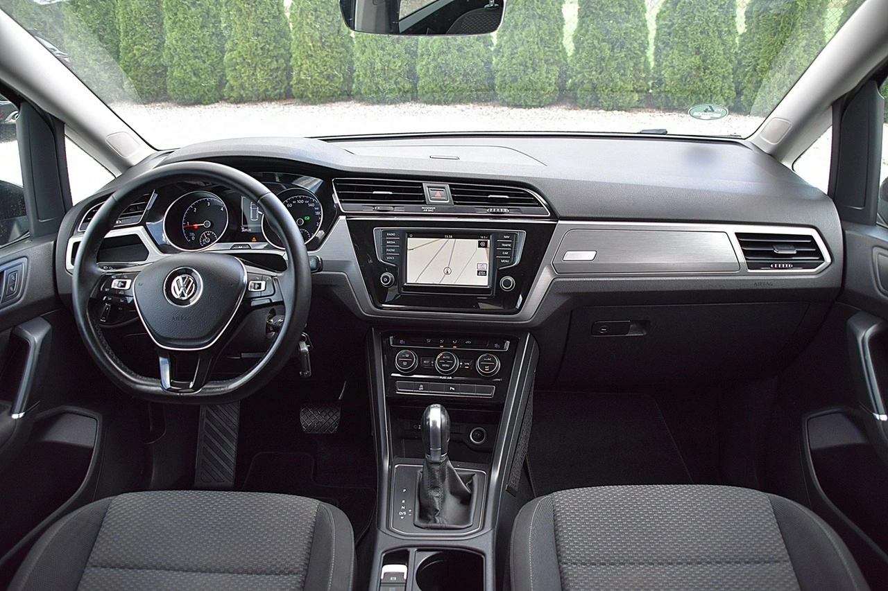 Volkswagen Touran - Zdjęcie 11